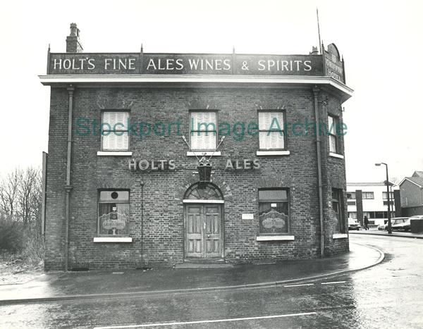 Stockport Archive - Griffin Hotel 1979