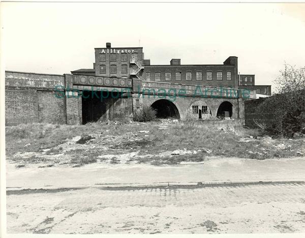 Portwood, view of the railway arch                                                                                                                                                                                                                             