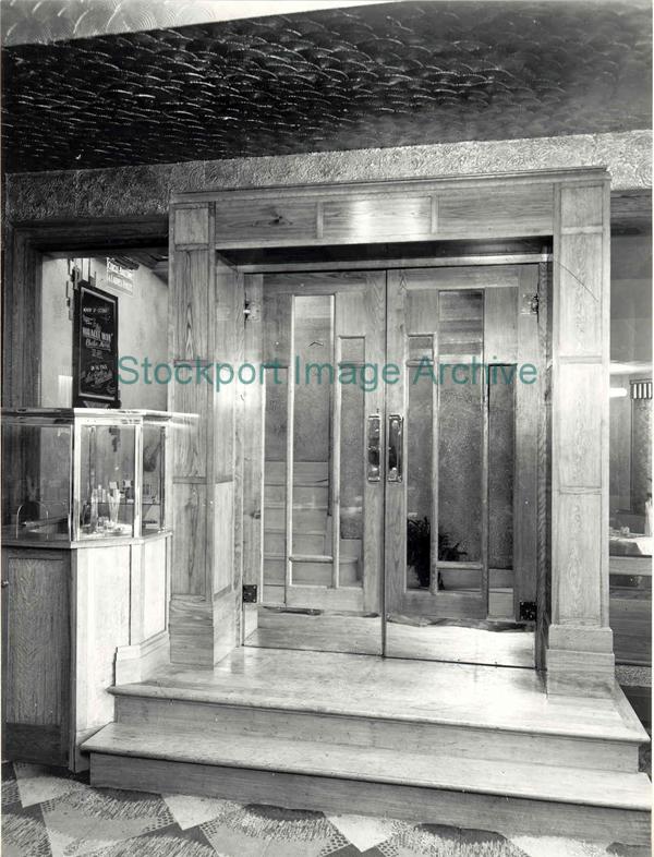 Stockport Plaza Foyer                                                                                                                                                                                                                                          
