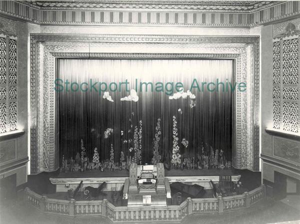 Stockport Plaza Stage                                                                                                                                                                                                                                          