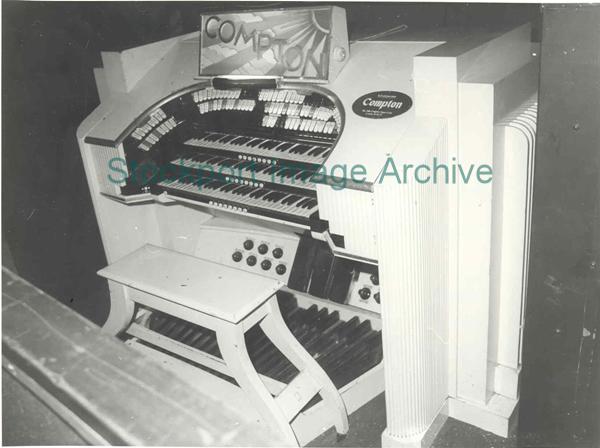 Compton Organ                                                                                                                                                                                                                                                  