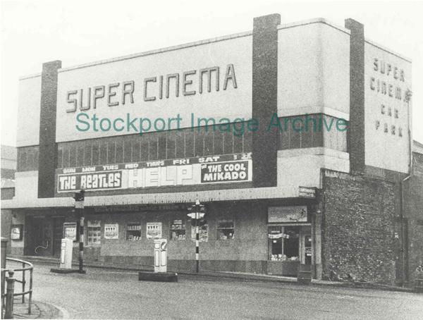 Super Cinema                                                                                                                                                                                                                                                   
