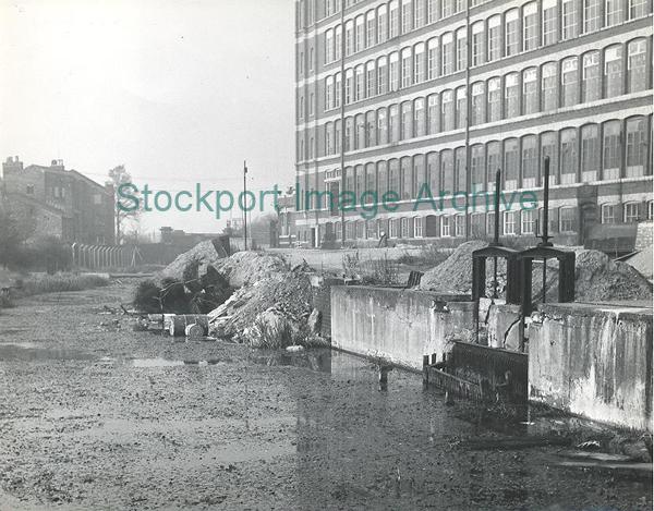 Broadstone Mill and Canal                                                                                                                                                                                                                                      