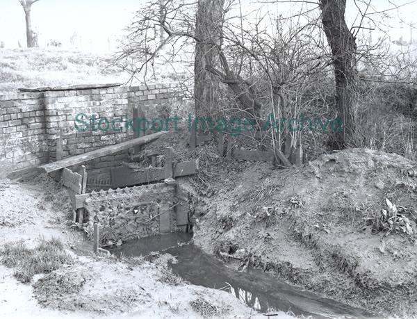Tin Brook                                                                                                                                                                                                                                                      